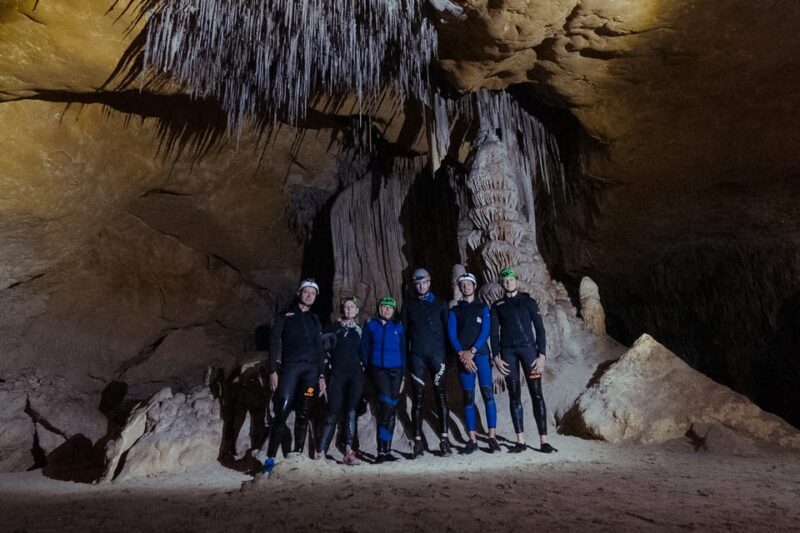 Mallorca: Cala Romántica Cliff Hike and Sea Cave Tour - Itinerary and Activities