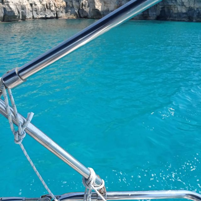 Mallorca: Cala Vella Boat Tour With Swiming, Food, & Drinks - Booking and Cancellation Policy