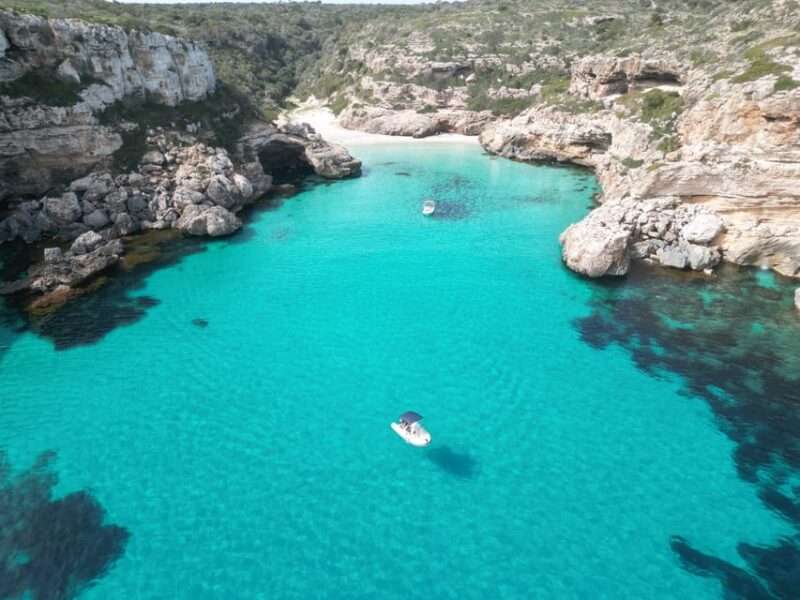 Mallorca: Caló Des Moro and Cala Marmols Boat Tour - Caló Des Macs and Cala Llombards
