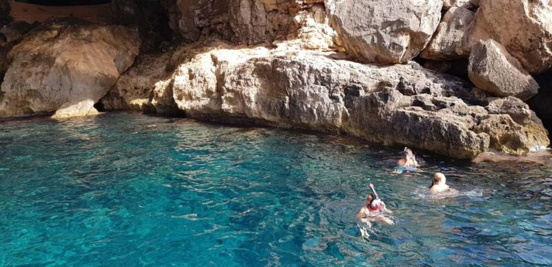 Mallorca: Caves, Cliffs, and Coves Boat Trip - Meeting Points and Logistics