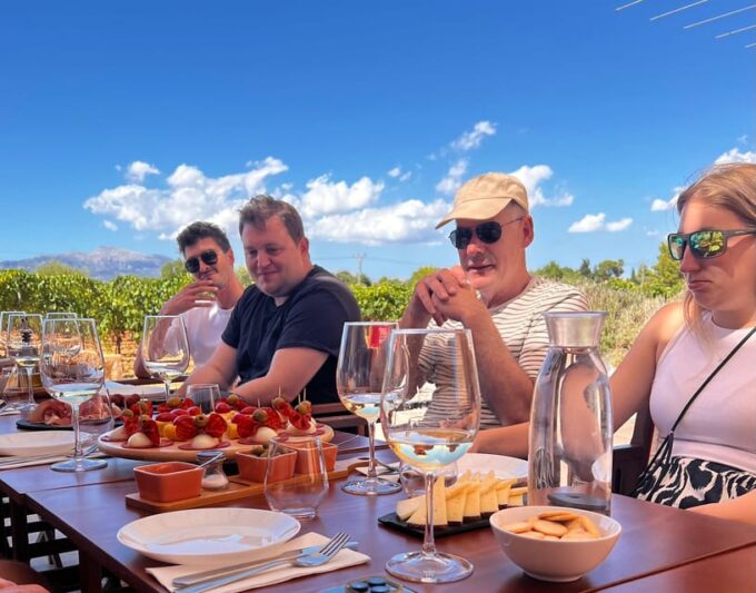 Mallorca: Discover the Secret Treasures of the Local Wine - Testimonials and Customer Feedback