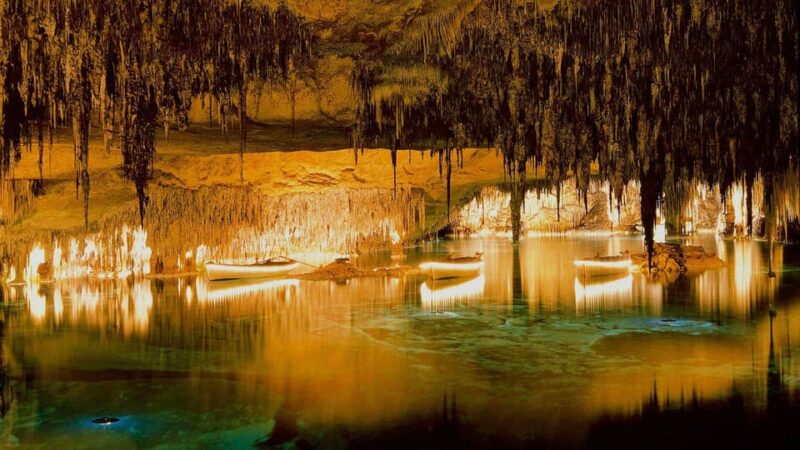 Mallorca: Drach and Hams Caves, and Porto Cristo Day Tour - Exploring Hams Caves