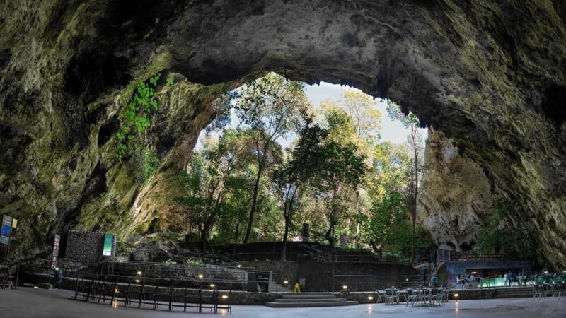 Mallorca: Half-Day Hams Caves Tour With Pearl Shop Visit - Uncovering the Historical Context