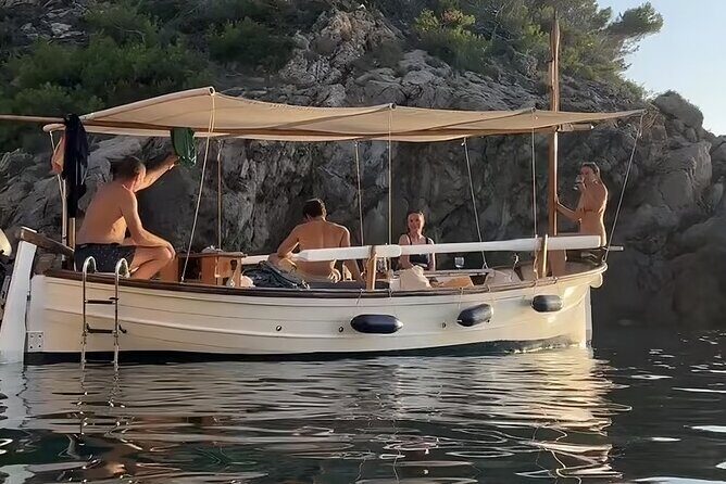 Mallorca Private Boat Tour to Alcudia Pollensa and Formentor - FAQ