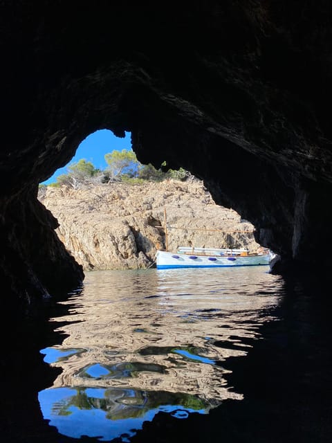 Mallorca: Private Boat Trip to Alcudia, Pollensa & Formentor - Frequently Asked Questions