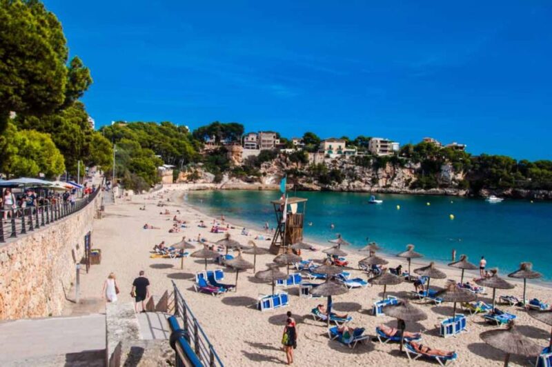 Mallorca: Ticket for Caves of Drach With Pickup Service - Tour Experience