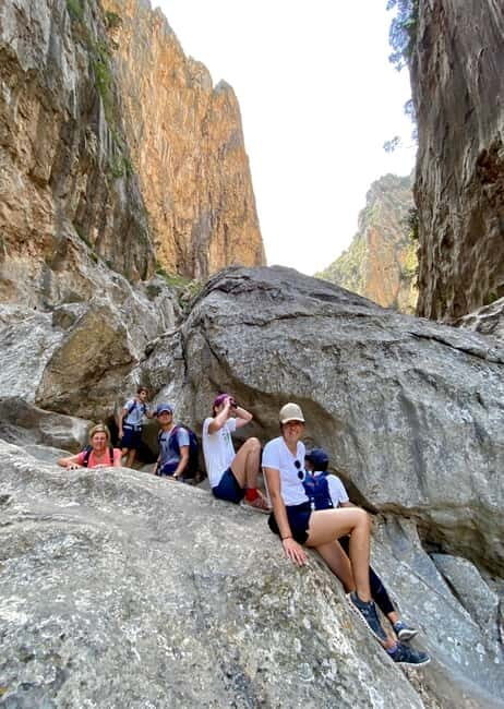 Mallorca: Torrent de Pareis trekking Adventure - The Value of Guided Safety and Small Group Dynamics