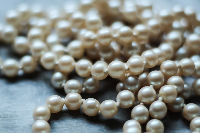 Mallorca Tour: Hams Caves and Pearl Shop With Hotel Pick up - Exploring the Hams Caves