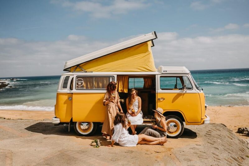 Mallorca: Vintage Sunset Tour by the Sea With a Picnic - Itinerary and Highlights