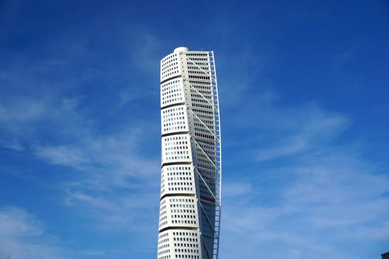Malmö: Express Walk with a Local in 60 minutes - Summary: Who Should Consider This Tour?