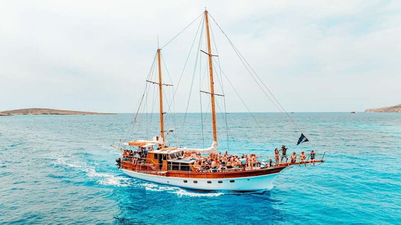 Malta: Blue Lagoon, Comino, Gozo & Crystal Lagoon Sea Caves - Starting Point and Overall Structure