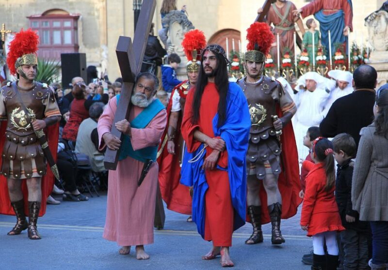 Malta: Good Friday Afternoon Procession with Transportation - A Closer Look at the Experience
