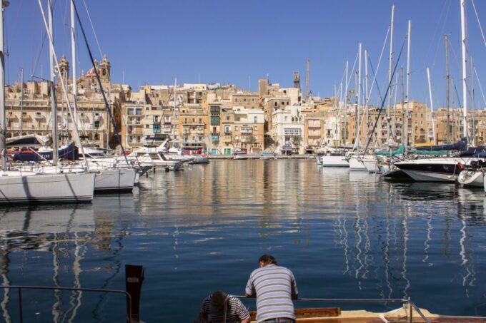 Malta: Hop-On Hop-Off Bus Tours - Family-Friendly Features