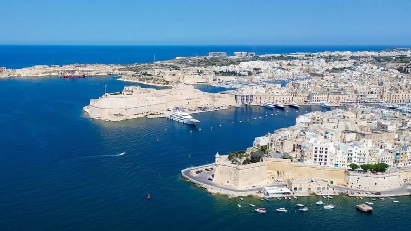 Malta: Hop-On Hop-Off Island Exploration Bus Tour - Audio Guide Features