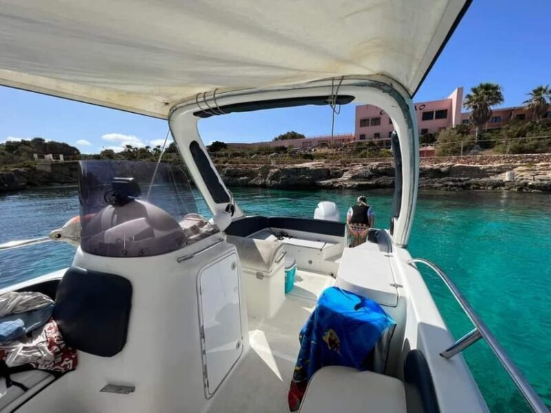 Malta: Private Boat Cruise with Caves, Beaches & Swim Stops - Key Points