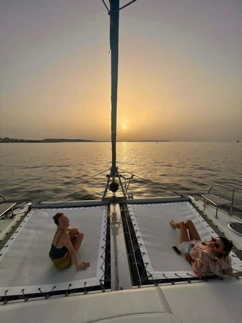 Malta: Sunset Sailing and Yoga Experience with Snacks - Key Points