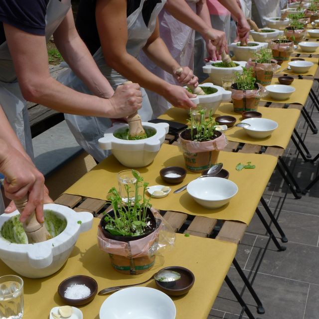 Manarola: Pesto Making Class With Tasting and Wine - Highlights of the Experience
