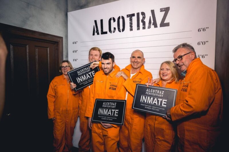 Manchester: Alcotraz Immersive Cocktail Experience Ticket - Immersive Atmosphere