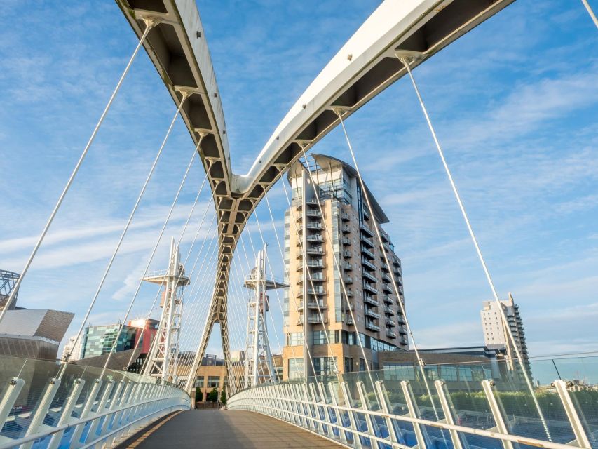 Manchester: Express Walk With a Local in 60 Minutes - Highlights of the Experience