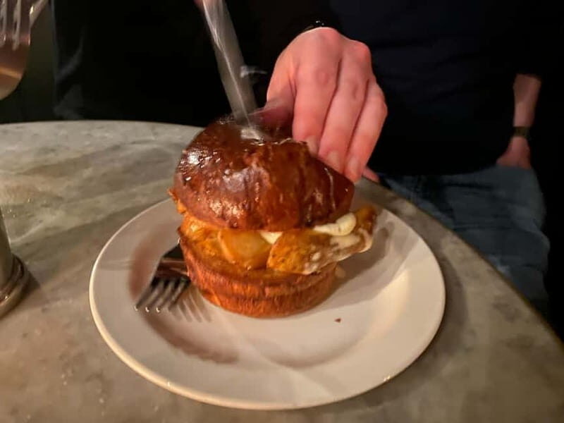 Manchester: Private Food Tour - Starting Point and First Impressions