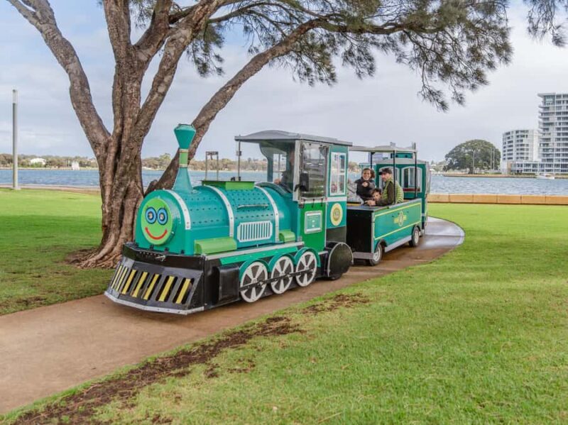 Mandjar Bay - Mini Toot - Key Points