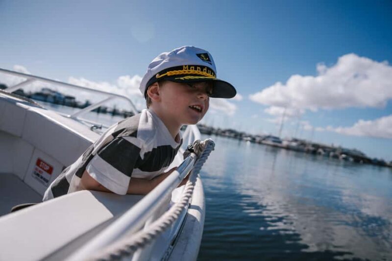 Mandurah: 6-Person Bowrider Boat Rental - Key Points