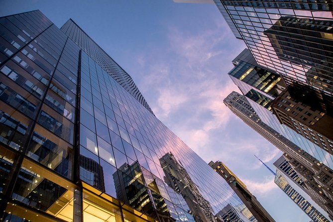 Manhattan Architecture Photography Tour - Meeting Location and Accessibility