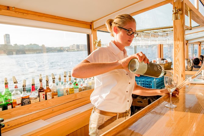 Manhattan Architecture Yacht Cruise - Additional Information