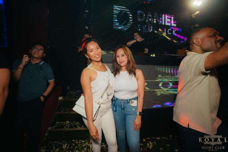 Manila Ultimate Nightlife Pub Crawl - The Overall Experience and Who It’s For