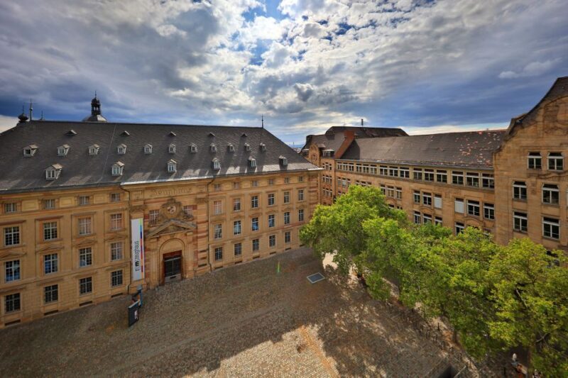 Mannheim, guided costume tour: Tour with Night Watchman - Introduction: The Charm of Mannheim by Night