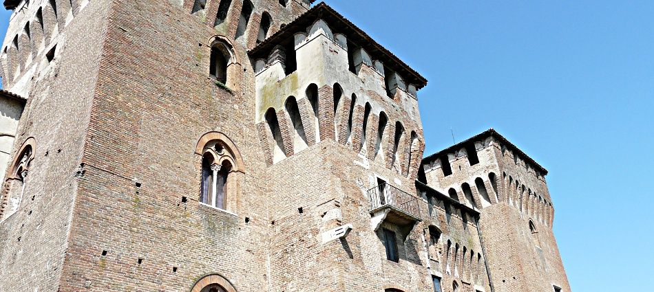 Mantua: 2-Hour Guided Walking Tour - Mantua Cathedral and Ducal Palace