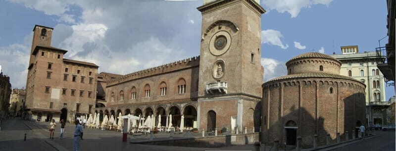 Mantua: from the water, lunch on the boat and guided visit to the city center - What Reviewers Say