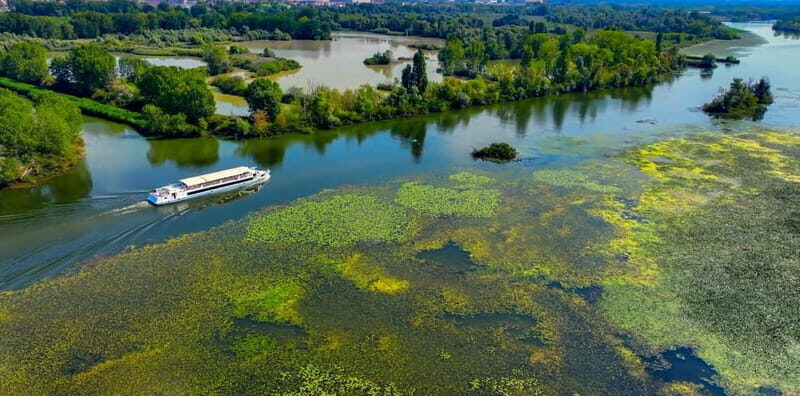 Mantua: Panoramic Cruise with Guide, Natural Oasis and Water Elevator - Key Points