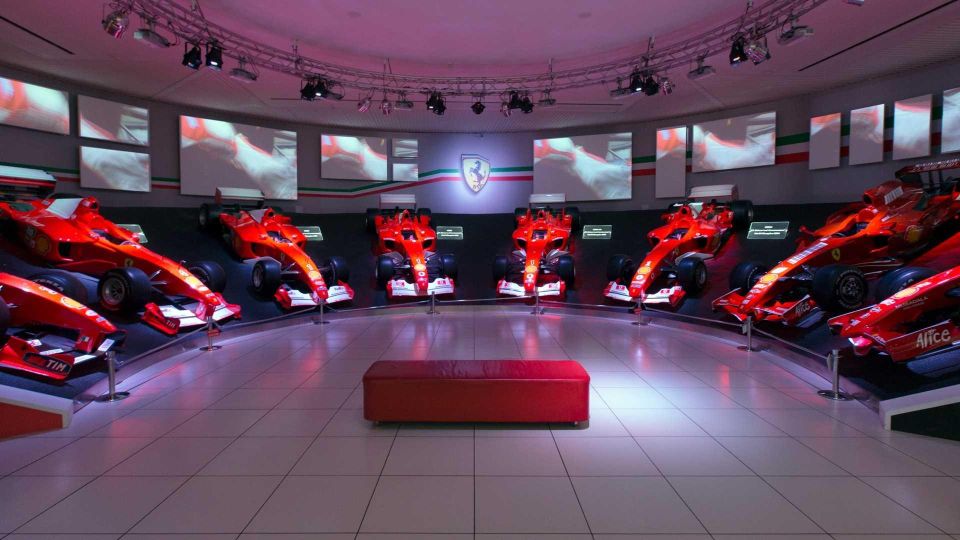 Maranello: Private Eco Tour to the Fiorano Race Track - Ferraris History and Future Plans
