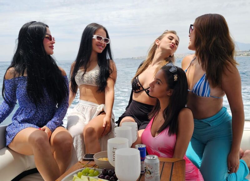 Marbella: 8 Hour Excursion on a Luxury Yacht - Highlights of the Experience