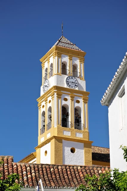 Marbella: Express Walk With a Local in 60 Minutes - Meeting and Preparation