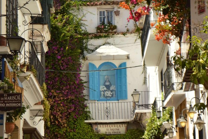 Marbella: Group Walking Tour - Exploring Historic Marbella
