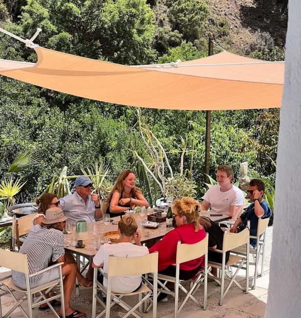 Marbella Paella Cooking Show in a Private Finca with Lunch - FAQs