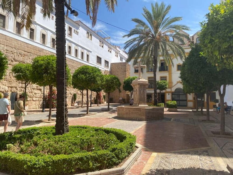 Marbella: Private guided city tour with tapas tasting - Marbella: Private Guided City Tour with Tapas Tasting — A Practical and Authentic Experience