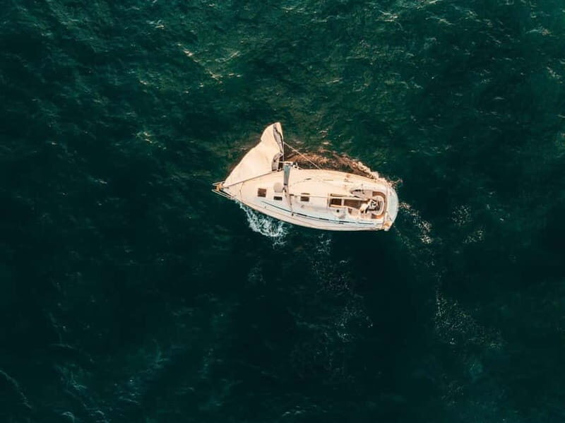 Marbella: Private Sailing Boat Rental with Luna as a Skipper - What to Expect on Your Sailing Trip