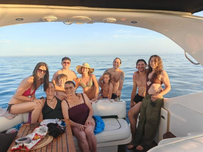 Marbella: Shared Cruise 2-4 Hours on Luxury Yacht Maximum 10 Pax. - Group Size
