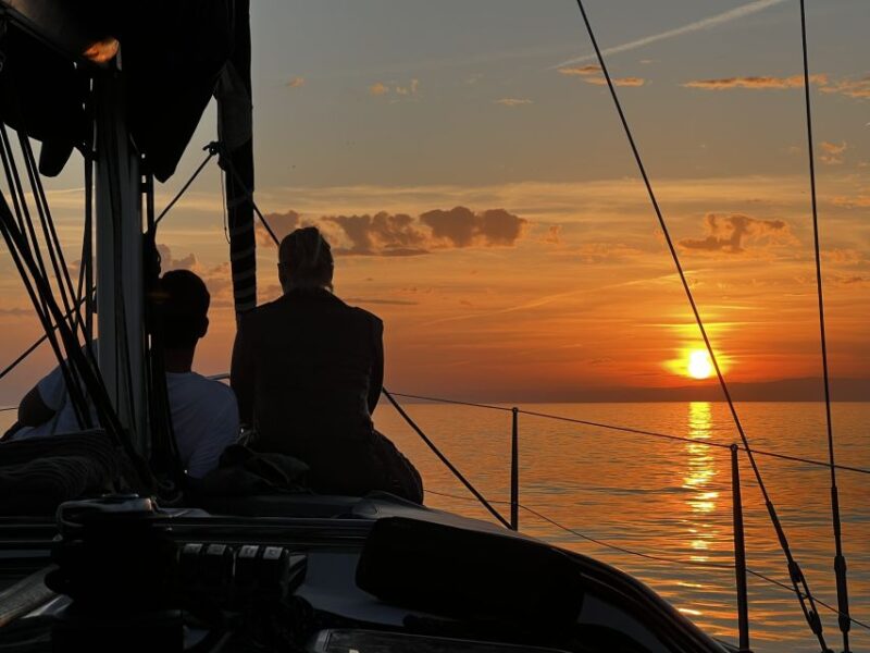 Marbella: Sunset Sailing Trip With Drinks and Snacks - Itinerary and Meeting Points