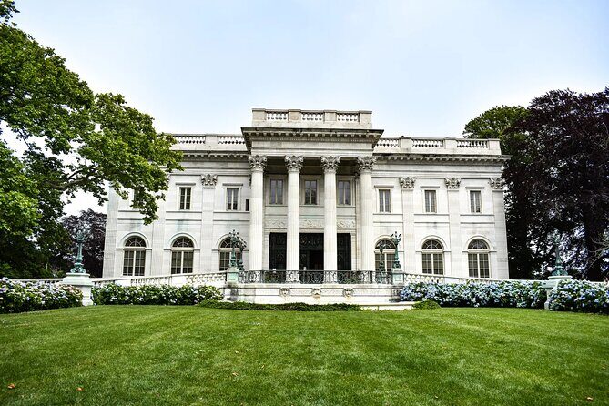 Marble House,The Breakers&Downtown Newport 1-Day Tour - What the tour offers: A detailed look at the experience