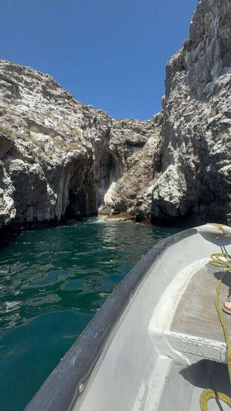 Marieta Islands: Full-Day Tour with Meals and Open Bar - Meals and Open Bar: A Nice Touch