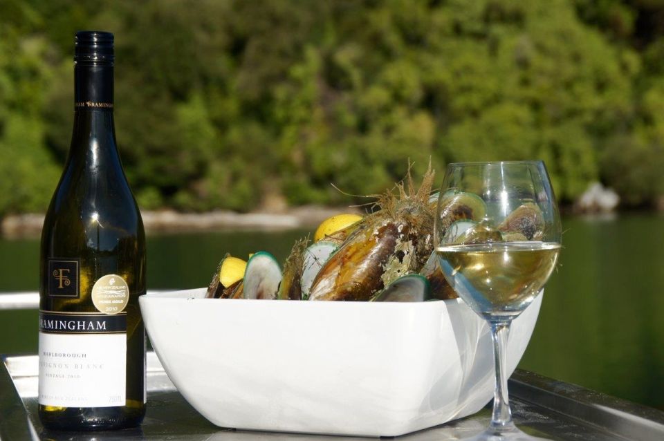Marlborough Sounds: Greenshell Mussel Cruise - Cost and Duration