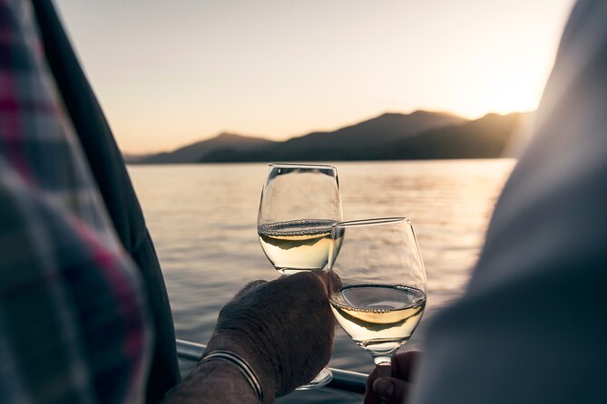 Marlborough Sounds Greenshell Mussel Tasting Cruise - Onboard Experience