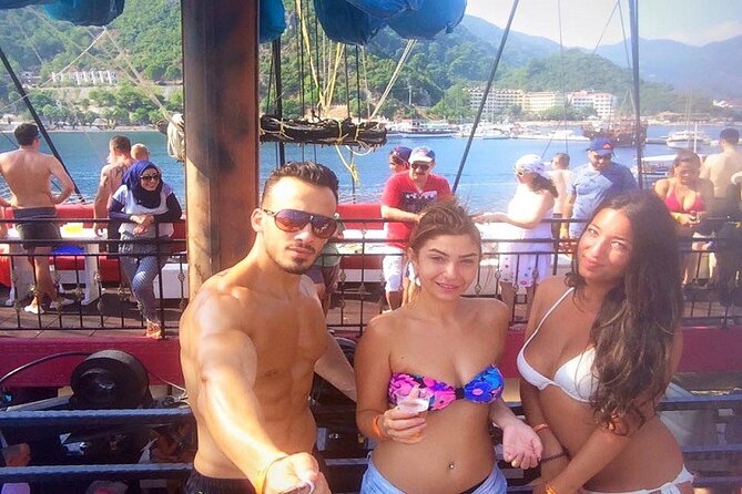 Marmaris & Icmeler Pirates Boat Trips With Soft Drinks - Reviews From Past Travelers