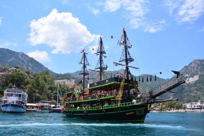 Marmaris: Pirate Cruise, Lunch, Soft Drinks, and Foam Party - Why Choose This Tour?