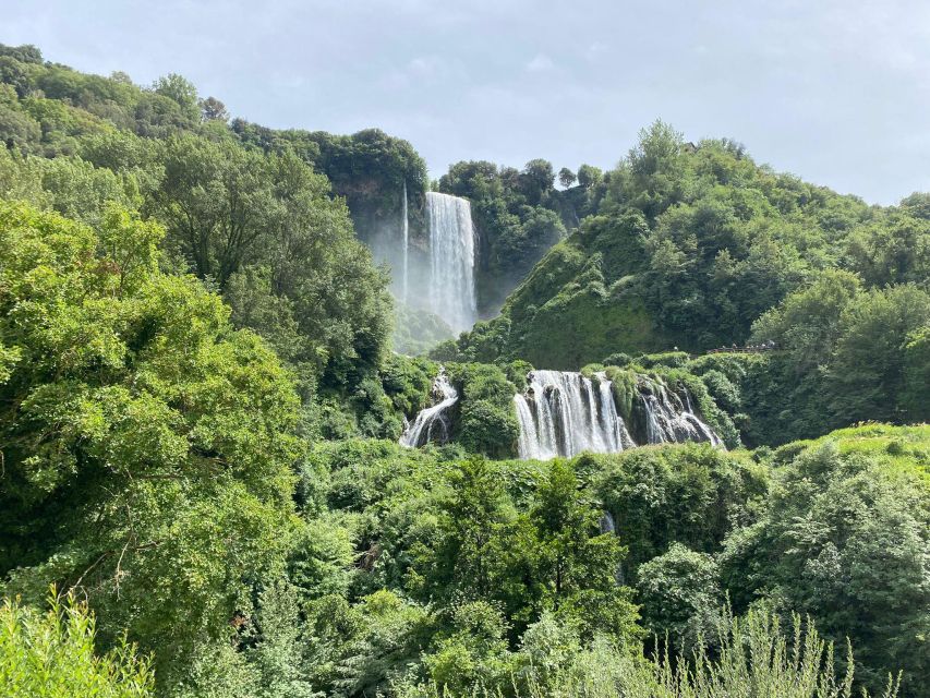 Marmore Falls: Guided Walking Tour With Lunch - Exploring the Waterfalls History