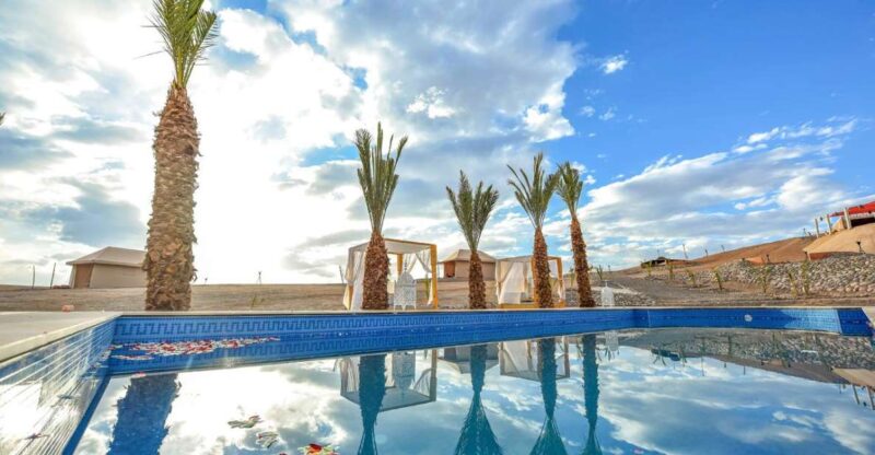 Marrakech : Agafay Day Pool Access and Lunch - Flexible Booking and Cancellation Policy